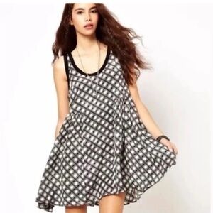 EUC Free People Smooth Sailing linen reversible keyhole mini tank dress print